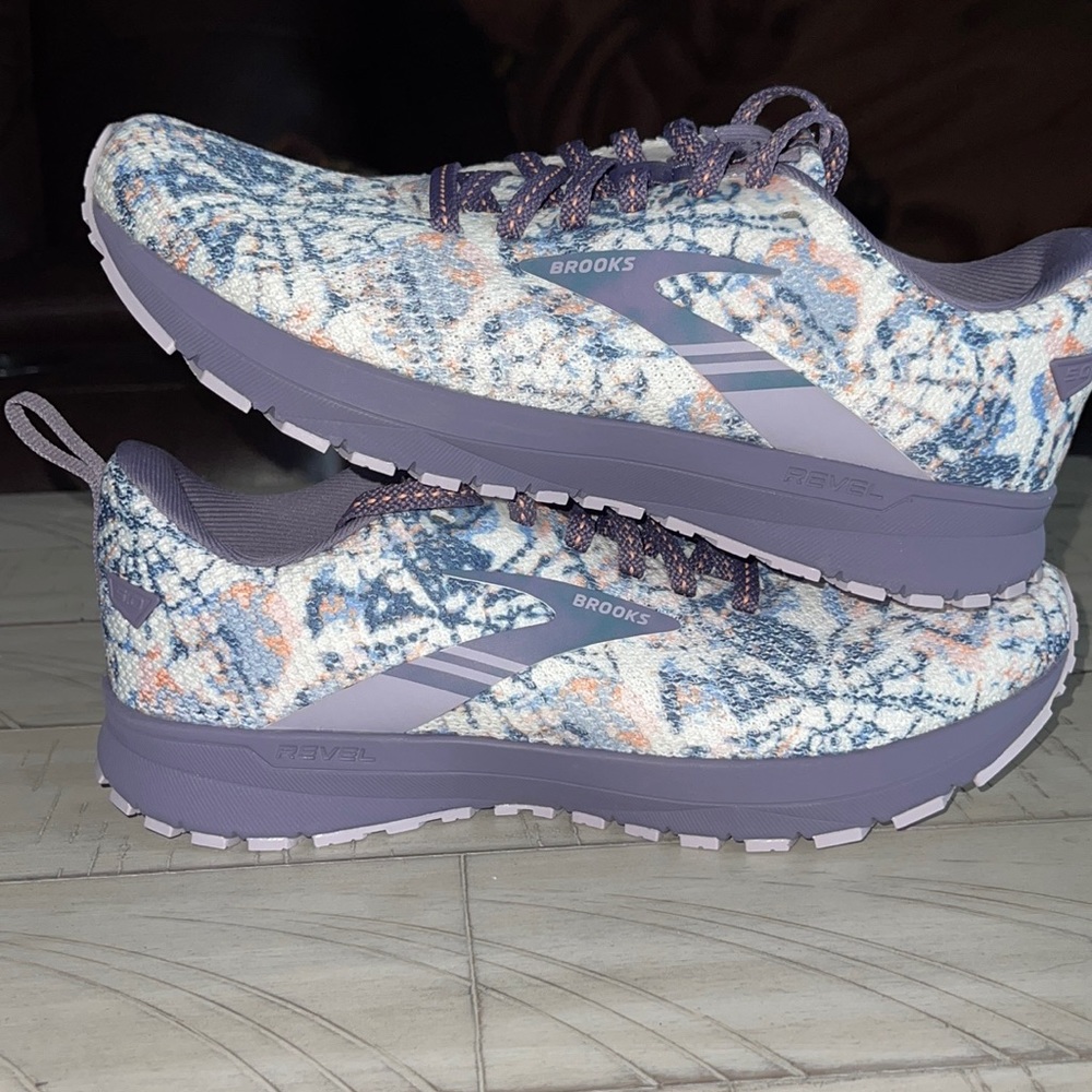 Brooks revel 5